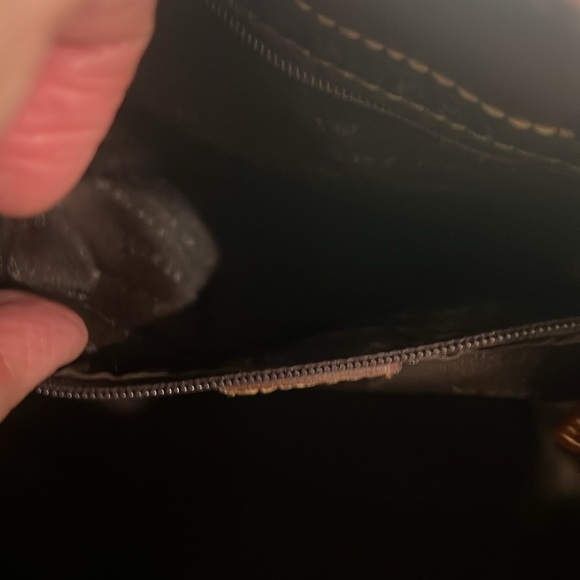 Burberry EUC Drawstring Bucket Crossbody - Picture 14 of 17